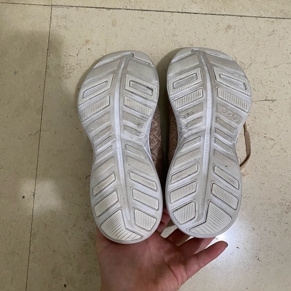 Rose Gold Techloom Phantom APL Sneakers size 7.5 - Picture 4 of 4